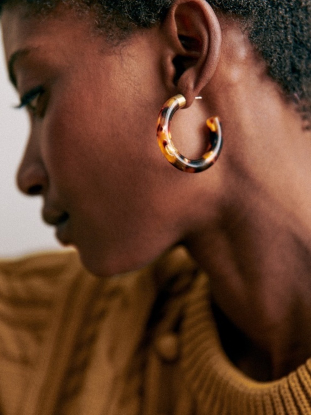 SEZANE AVRIL HOOP EARRINGS Brown Tortoiseshell - Picture 4 of 4